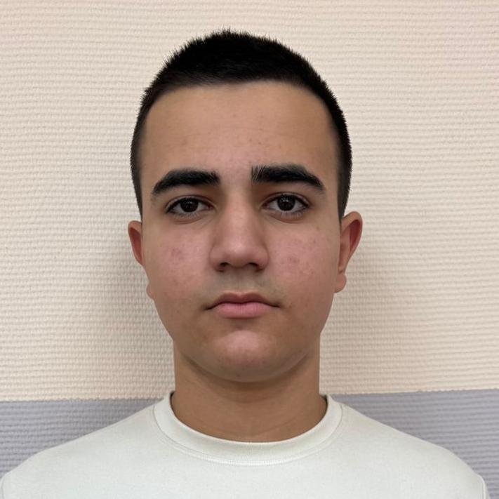 Абрамян Алекс Игоревич
